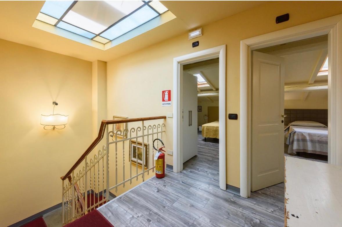 B&B Casa Rossa Florenz Exterior foto